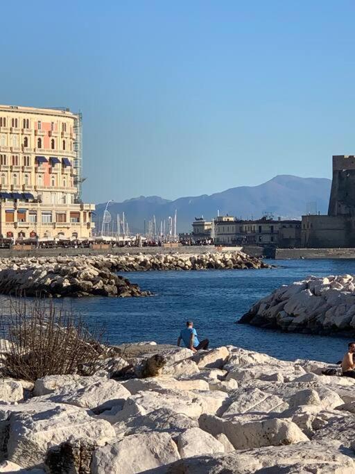 Casa Via Toledo. Centralissima E Vicina Al Porto Daire Napoli Dış mekan fotoğraf