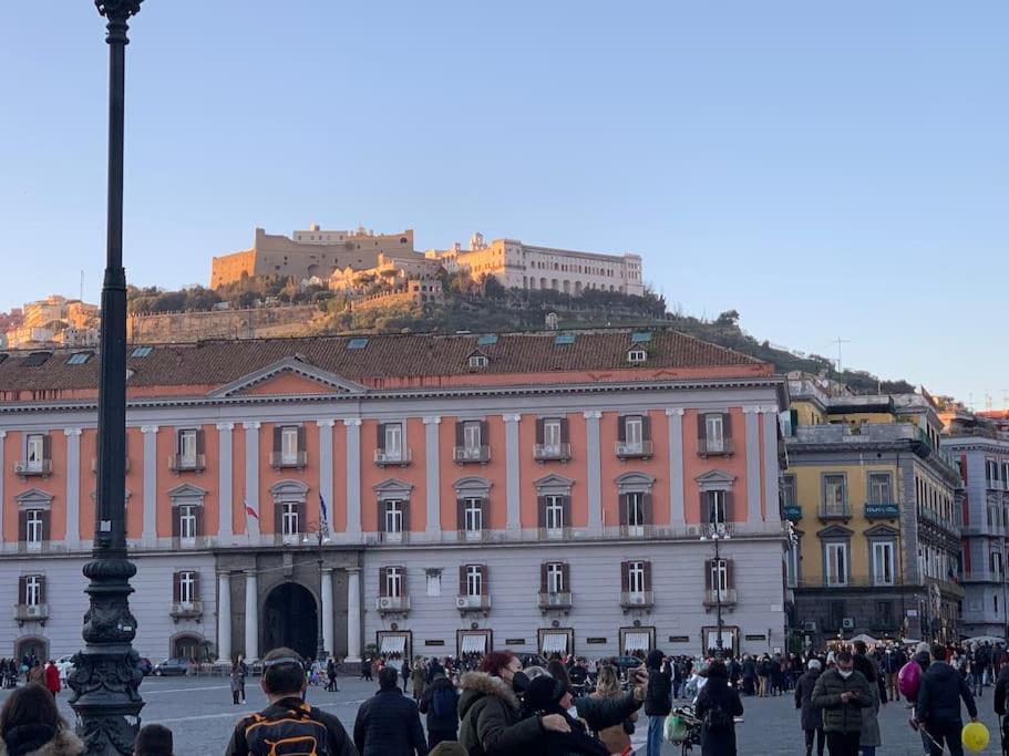 Casa Via Toledo. Centralissima E Vicina Al Porto Daire Napoli Dış mekan fotoğraf