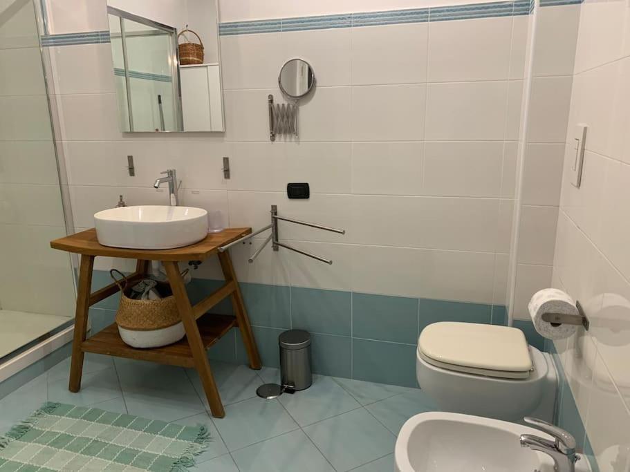 Casa Via Toledo. Centralissima E Vicina Al Porto Daire Napoli Dış mekan fotoğraf